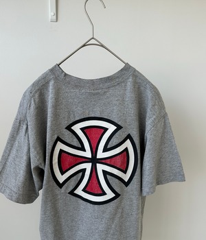 -Independent- Vintage 90s M Print T-Shirt made in USA