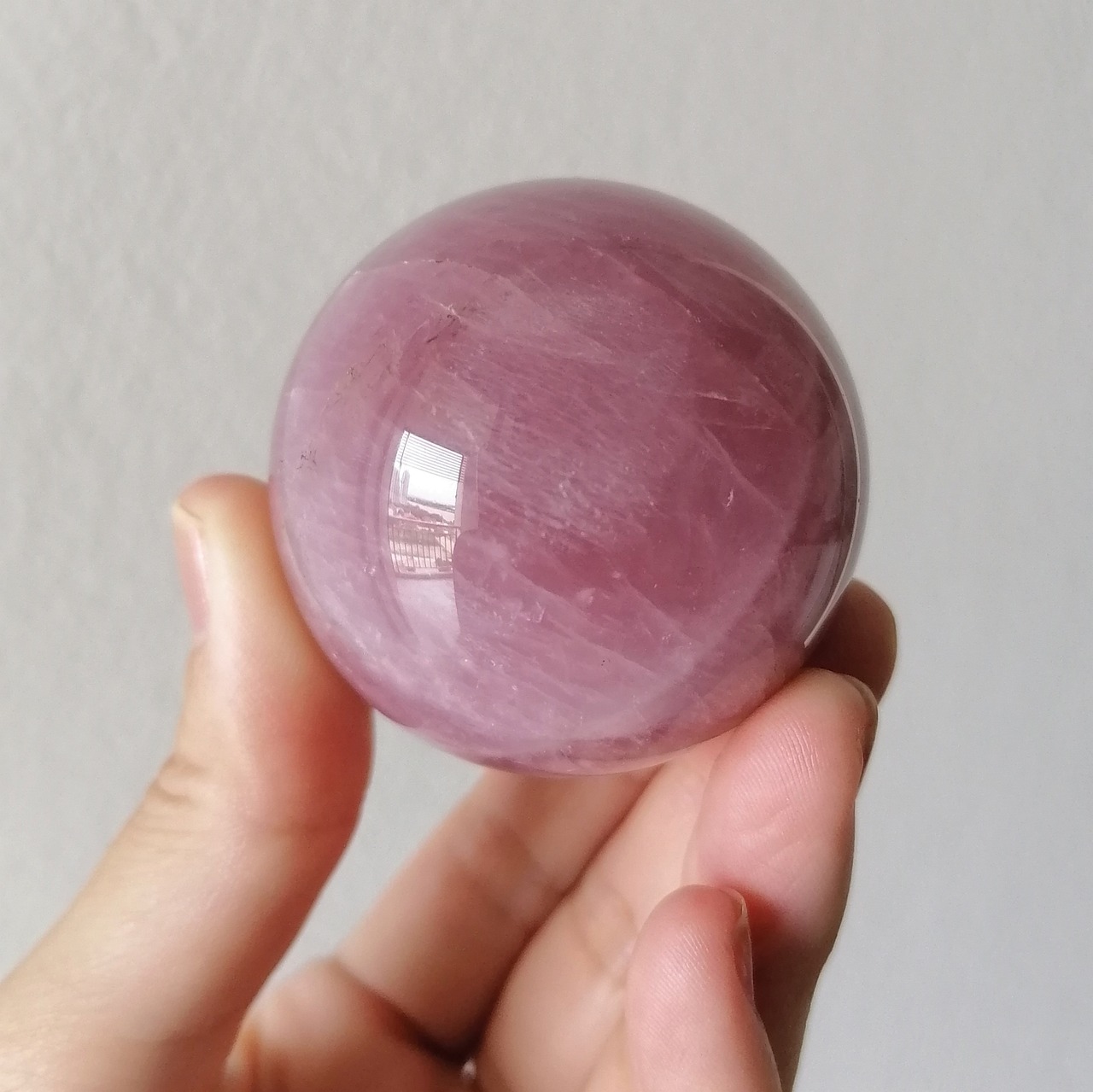 ラベンダーローズクォーツ♡スフィア マダガスカル産 155g B185 