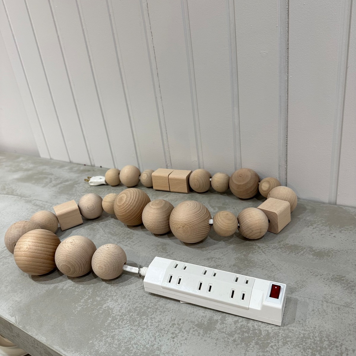 BLESS) CABLE JEWELRY MULTIPLUG 1.4M WOODEN ELEMENTS | apt335nyc