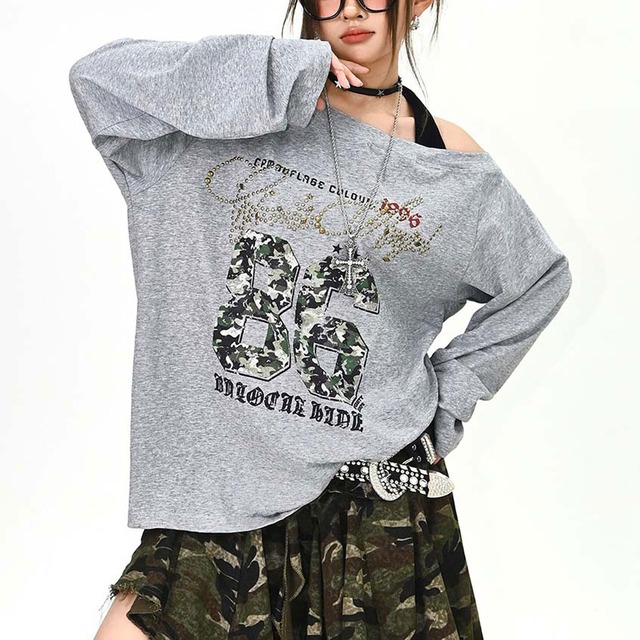 ナンバリングカモフラグラフィックトップス 2col   R01534