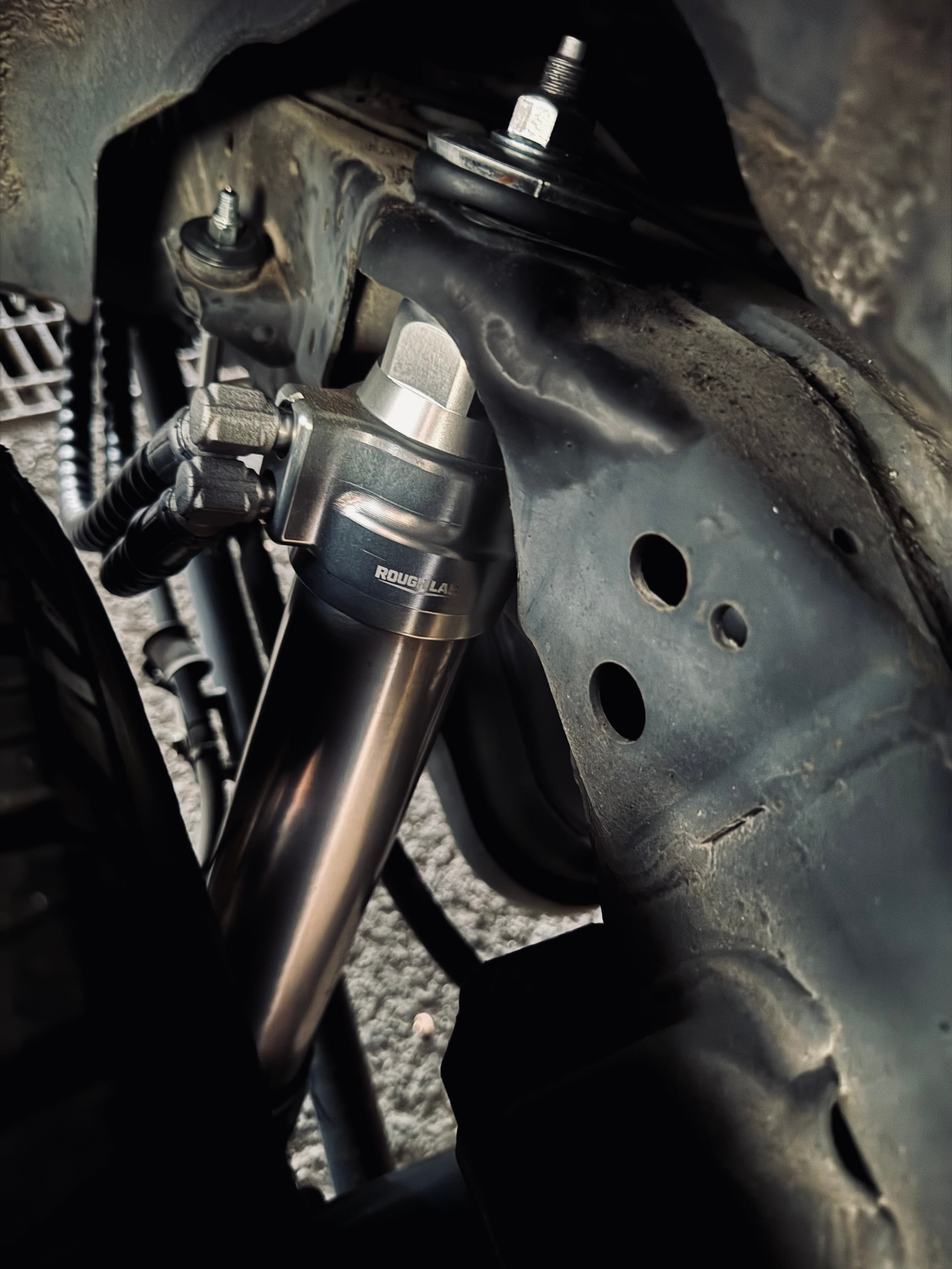 ROUGHLAB】ランドクルーザー150プラド リフトアップキット | ellead4x4lab