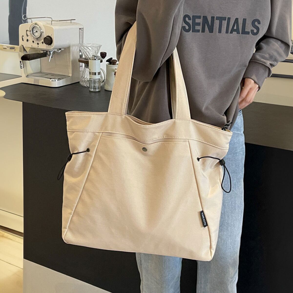 トートバッグ 大容量 A4 レディース 韓国 通勤 通学 ドローストリング おしゃれ 大人 カジュアル 折りたたみ シンプル マザーズバッグ 多収納 無地 大人可愛い 大人女子