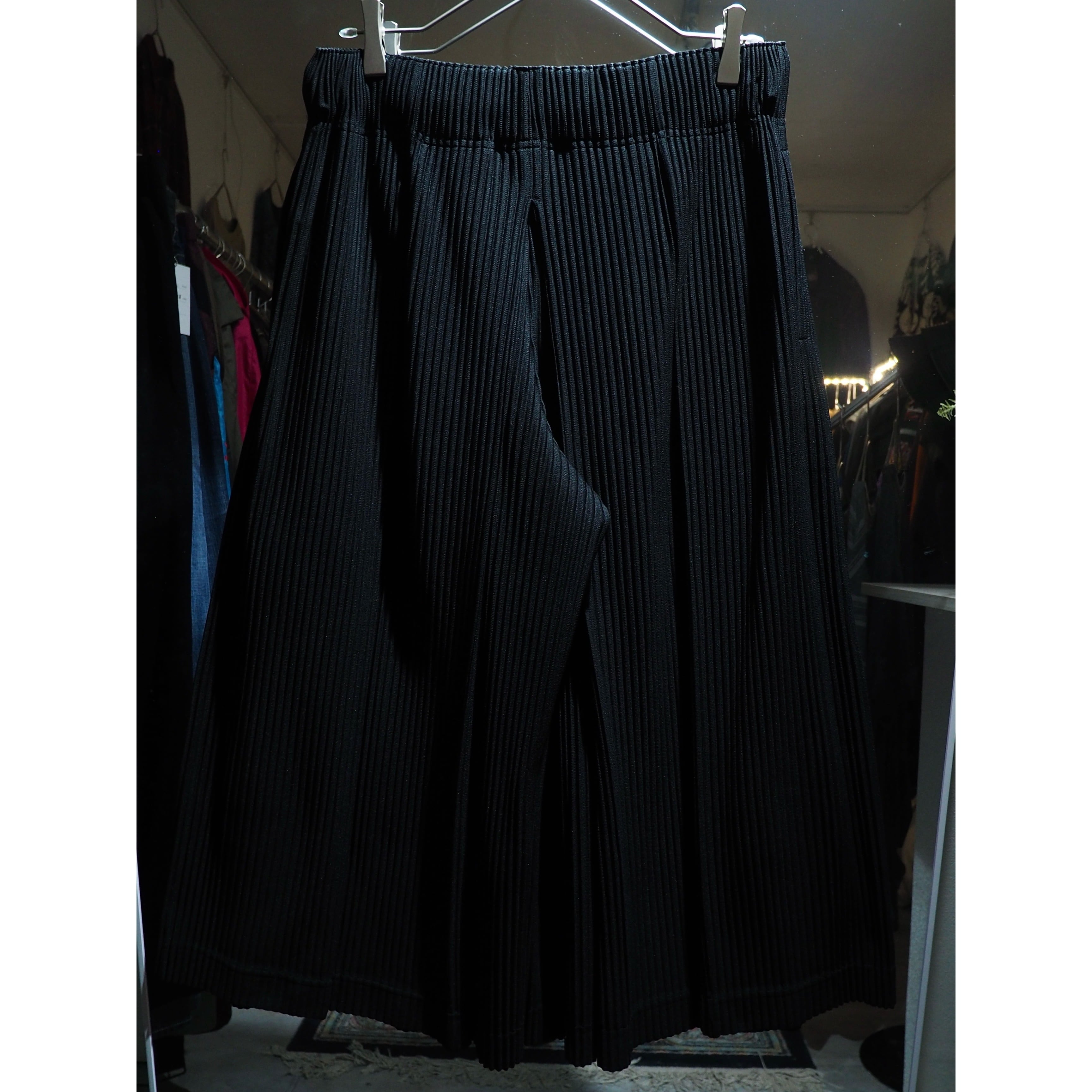 HOMME PLISSÉ ISSEY MIYAKE 