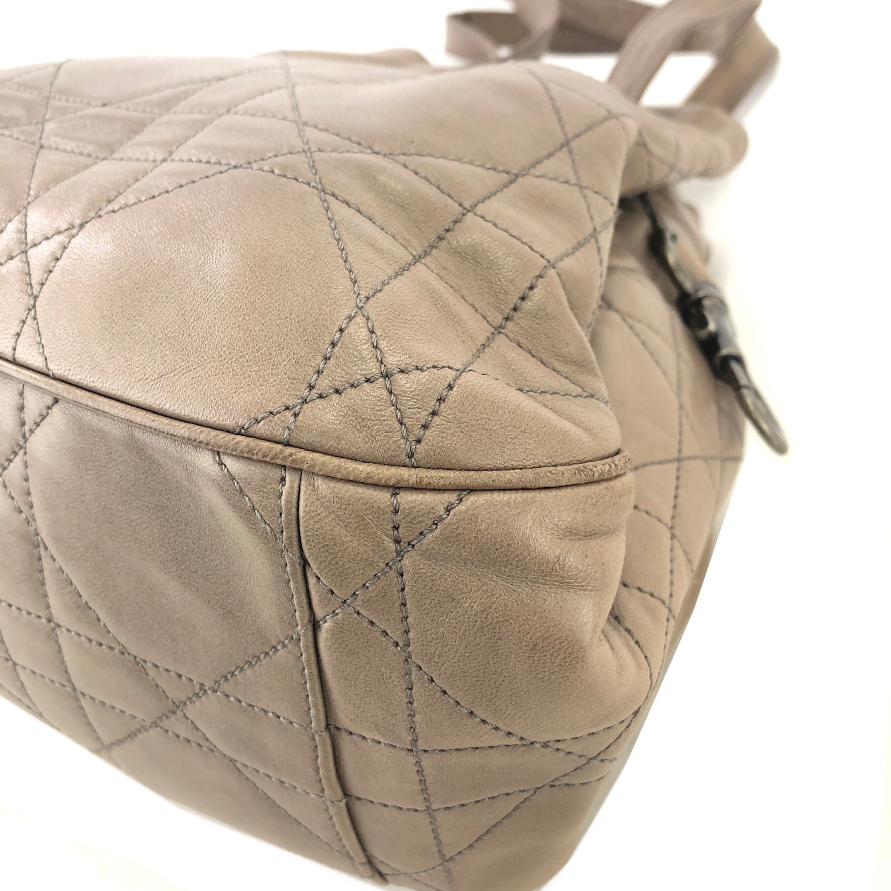 Christian Dior 巾着型 ショルダーバッグ ベージュ Christian Dior クリスチャン ディオール カナージュ Dモチーフ 巾着