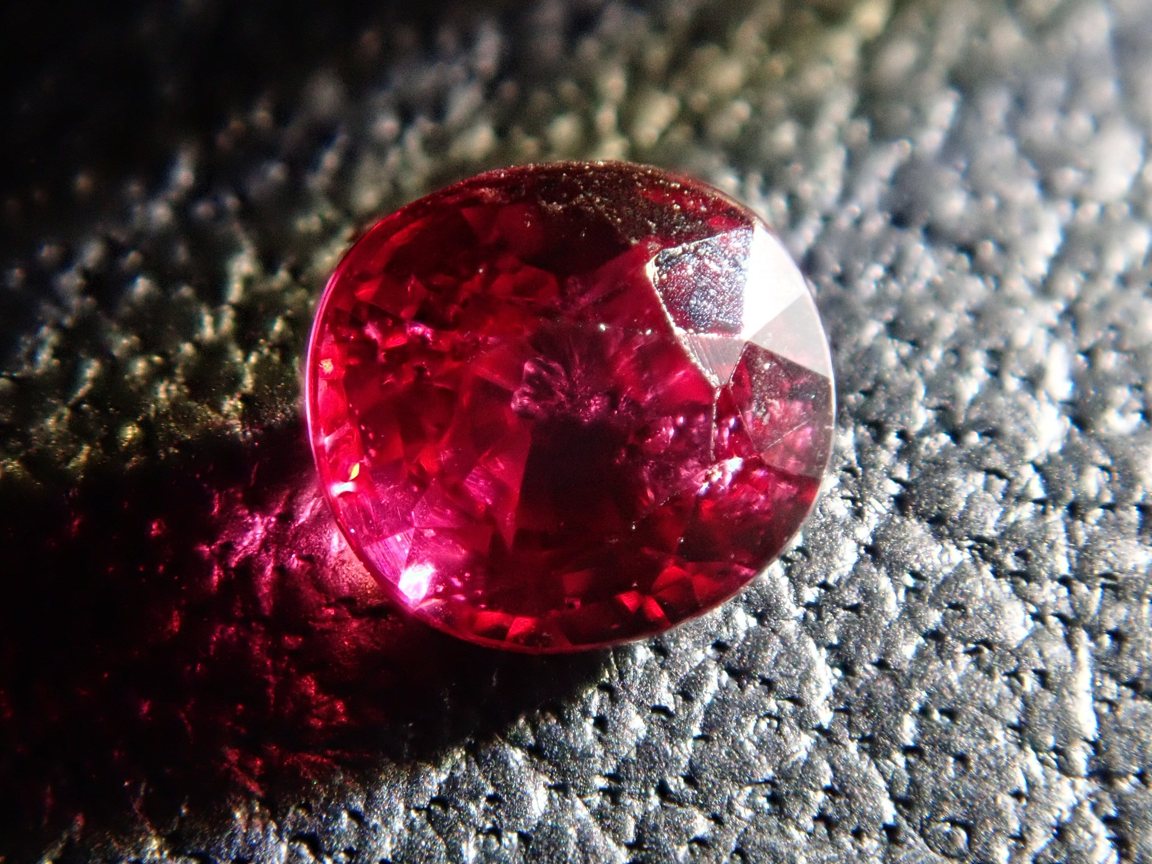 【新商品】スリランカ産レッドスピネル 0.201ct