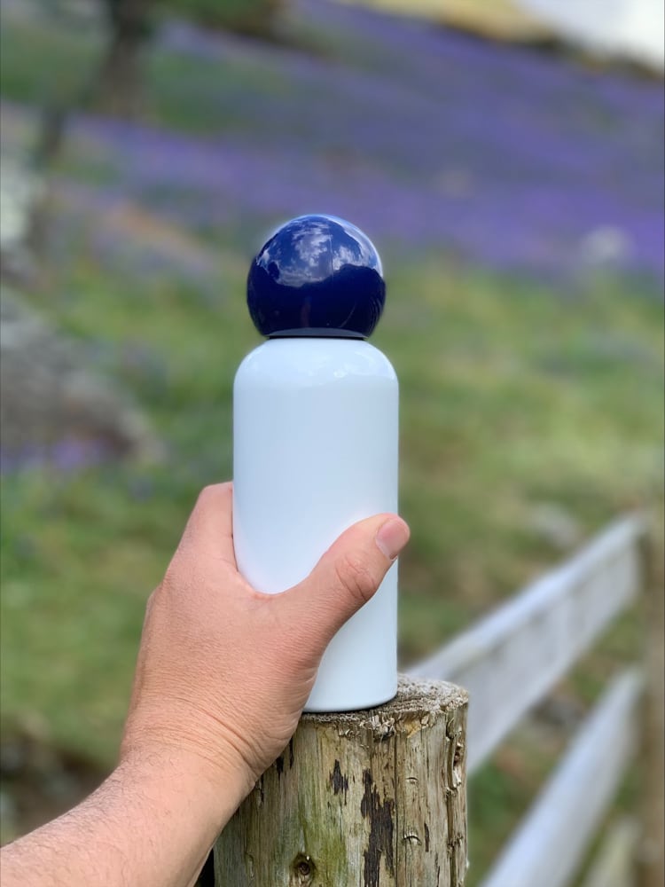 未使用●LUND london/ plageコラボSkittle 300ml Skittle Bottle Lite 500ml - White & Indigo | Lund London(ルンド