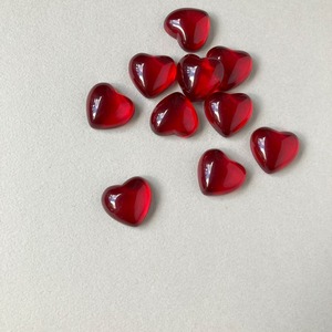 クリアレッドのハートカボション