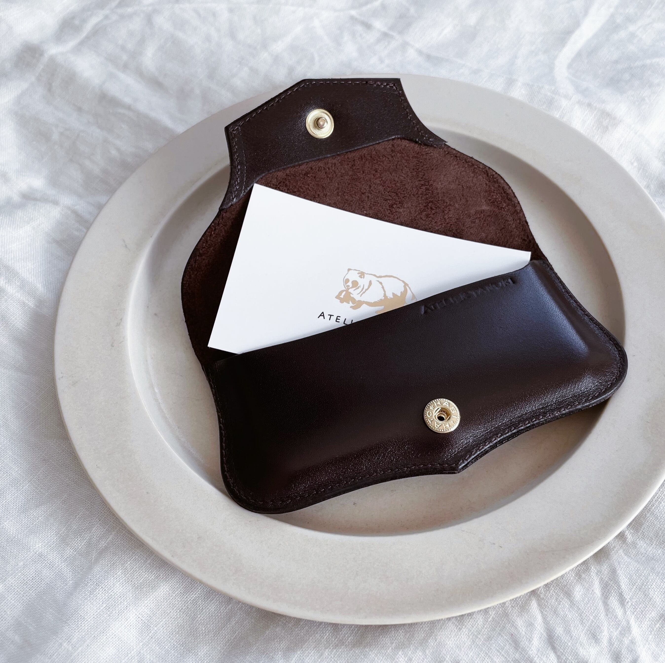 raccoon card case たぬきの名刺入れ | ATELIER TANUKI