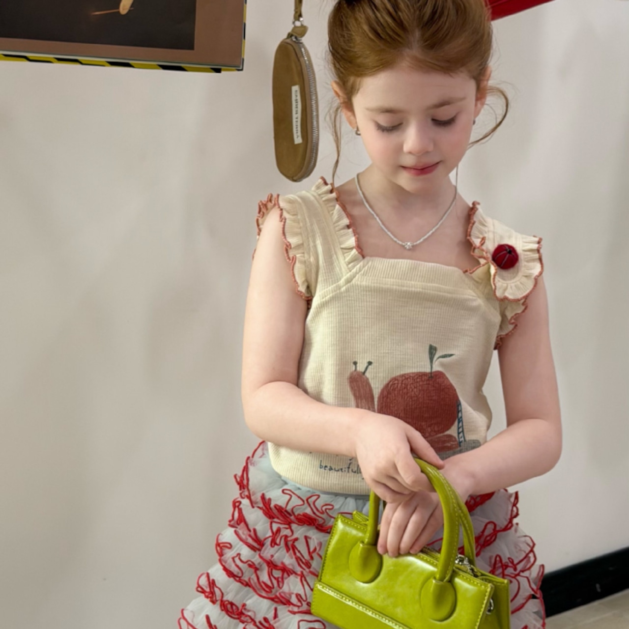 夏カタツムリ柄ベスト