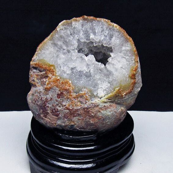 1.1Kg アゲート ジオード 原石 置物 台座付属 瑪瑙 メノウ 晶洞 一点物 181-4154