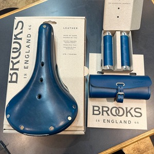 BROOKS Limited Color【TEAL】サドル & グリップ & バッグ のセット
