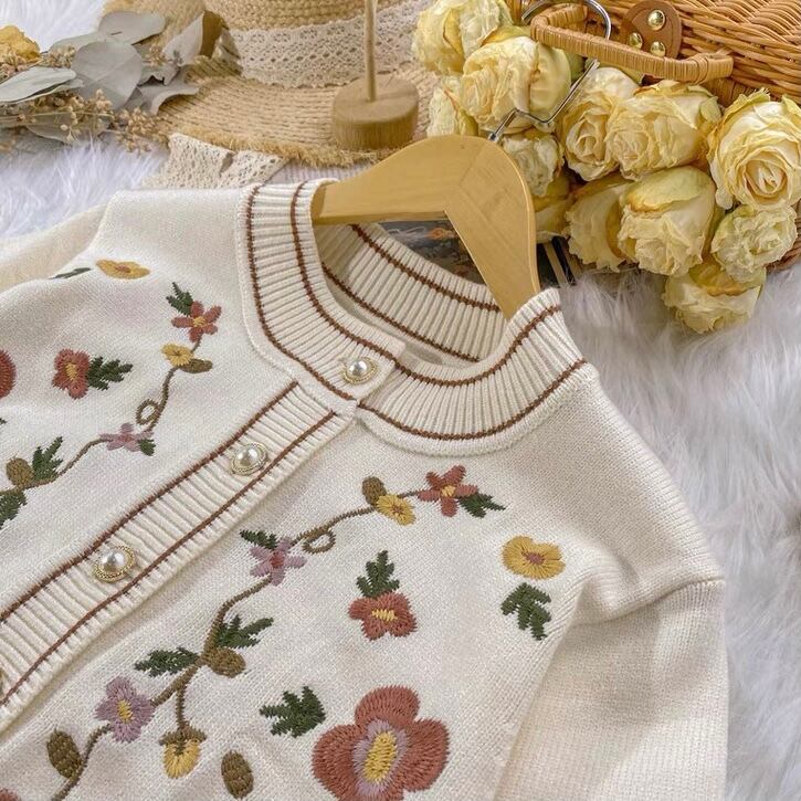 迷い込んだのは音のない花畑cardigan Pinkiniko 迷い込んだのは音のない花畑cardigan Pinkiniko