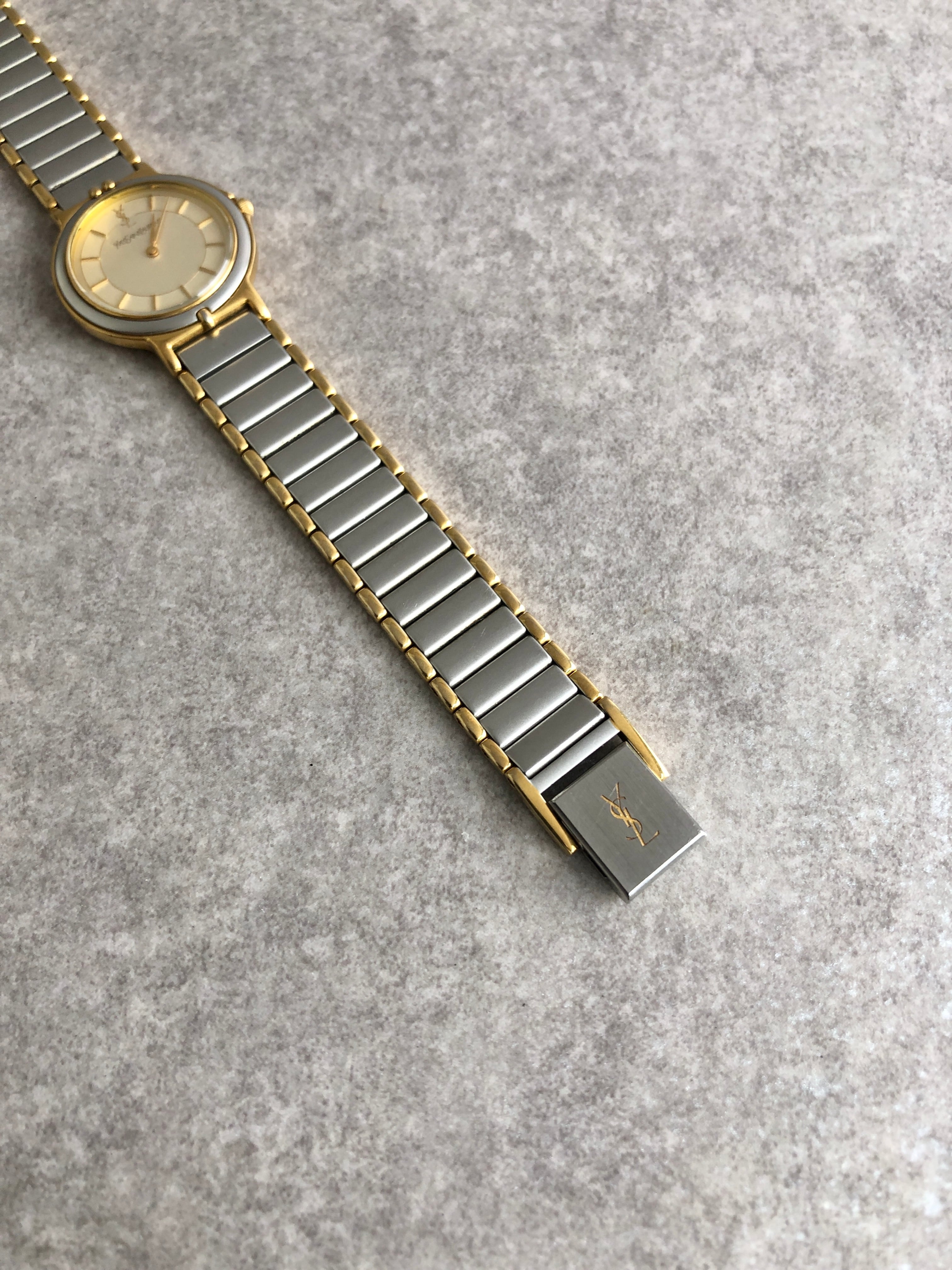 Yves Saint Laurent イヴ・サンローラン 腕時計 シルバー YSL
