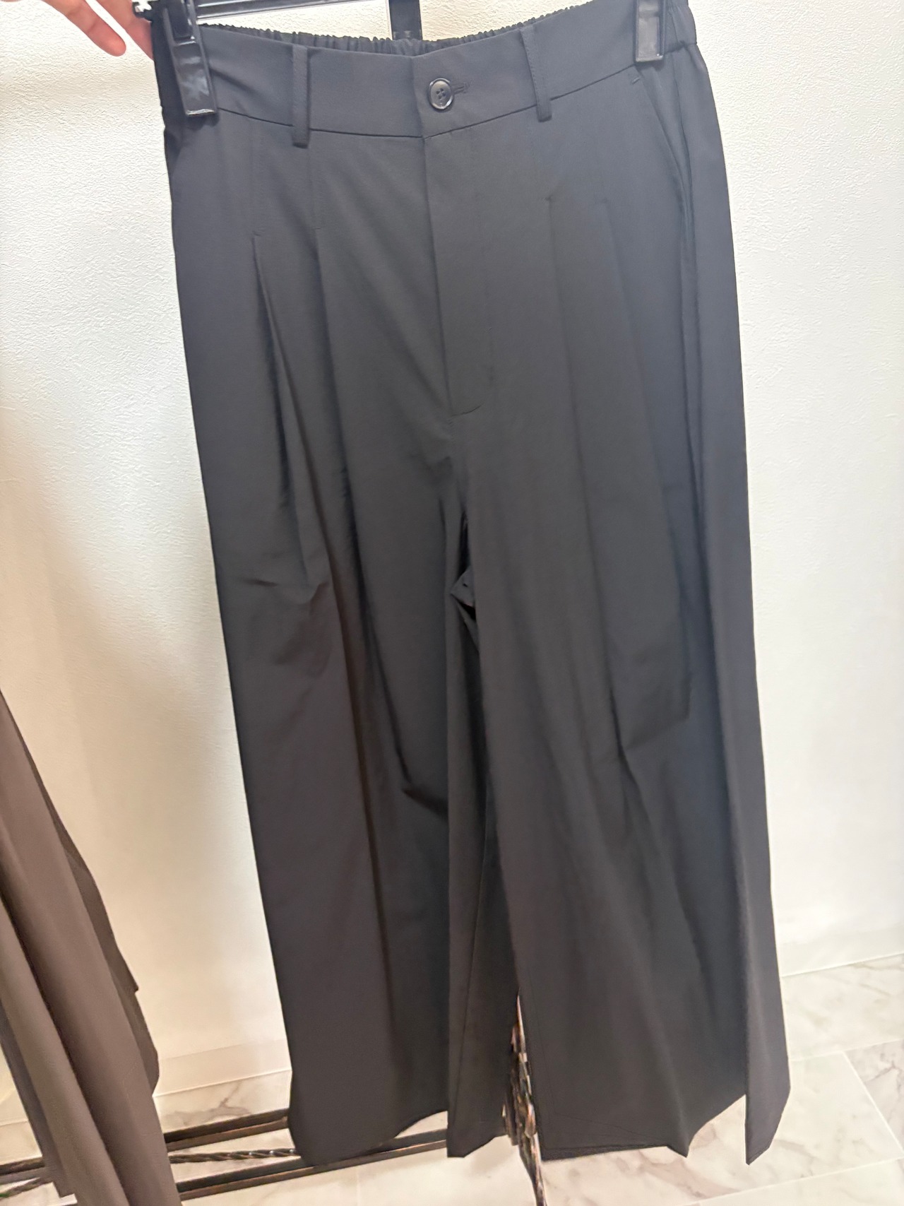 タックバギーパンツ　26153