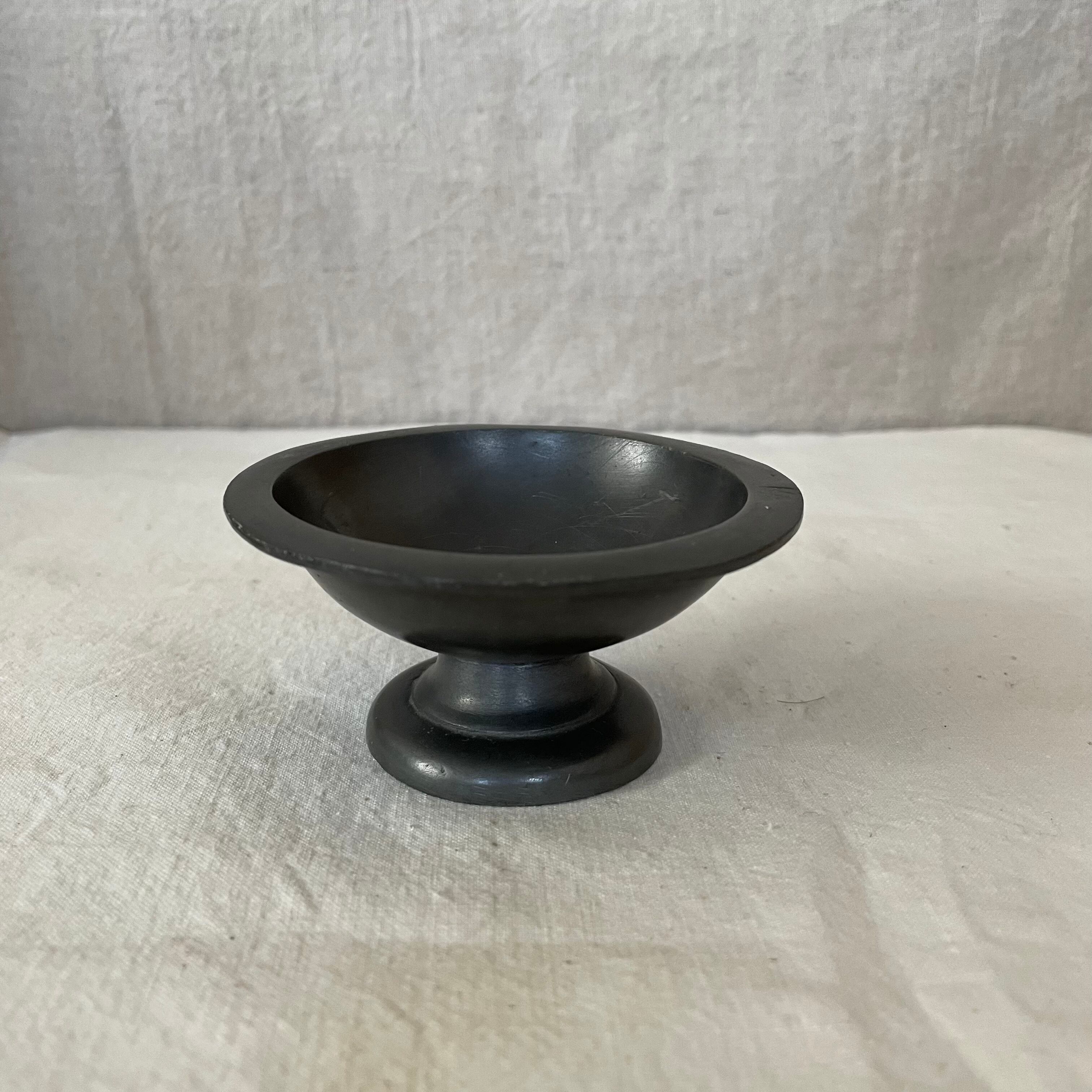 ピューターの器