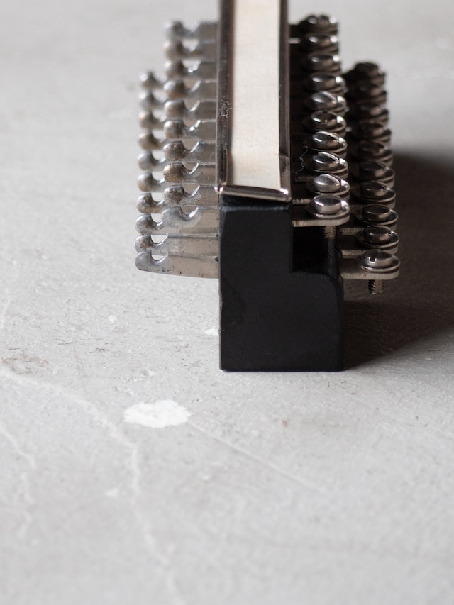 unknown vintage Terminal board