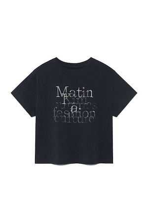 [Matin Kim] DUSTY TYPO GRAPHIC CROP TOP IN CHARCOAL 正規品 韓国ブランド 韓国通販 韓国代行 韓国ファッション マーティンキム matinkim 日本 店舗