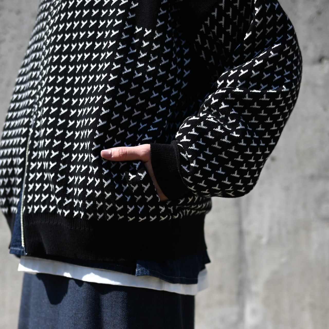 YASHIKI / GANKO別注 Shinsetsu Drivers Knit レディース着用コーディネート