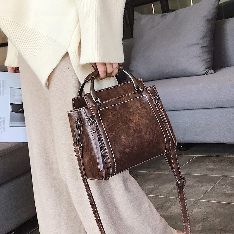 レッドオータムウィンタースタンダードシングルショルダーバッグ レトロ 秋物 冬物 スクウェア Tiancai_Wing_Bag8614832