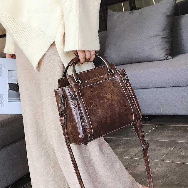 レッドオータムウィンタースタンダードシングルショルダーバッグ レトロ 秋物 冬物 スクウェア Tiancai_Wing_Bag8614832