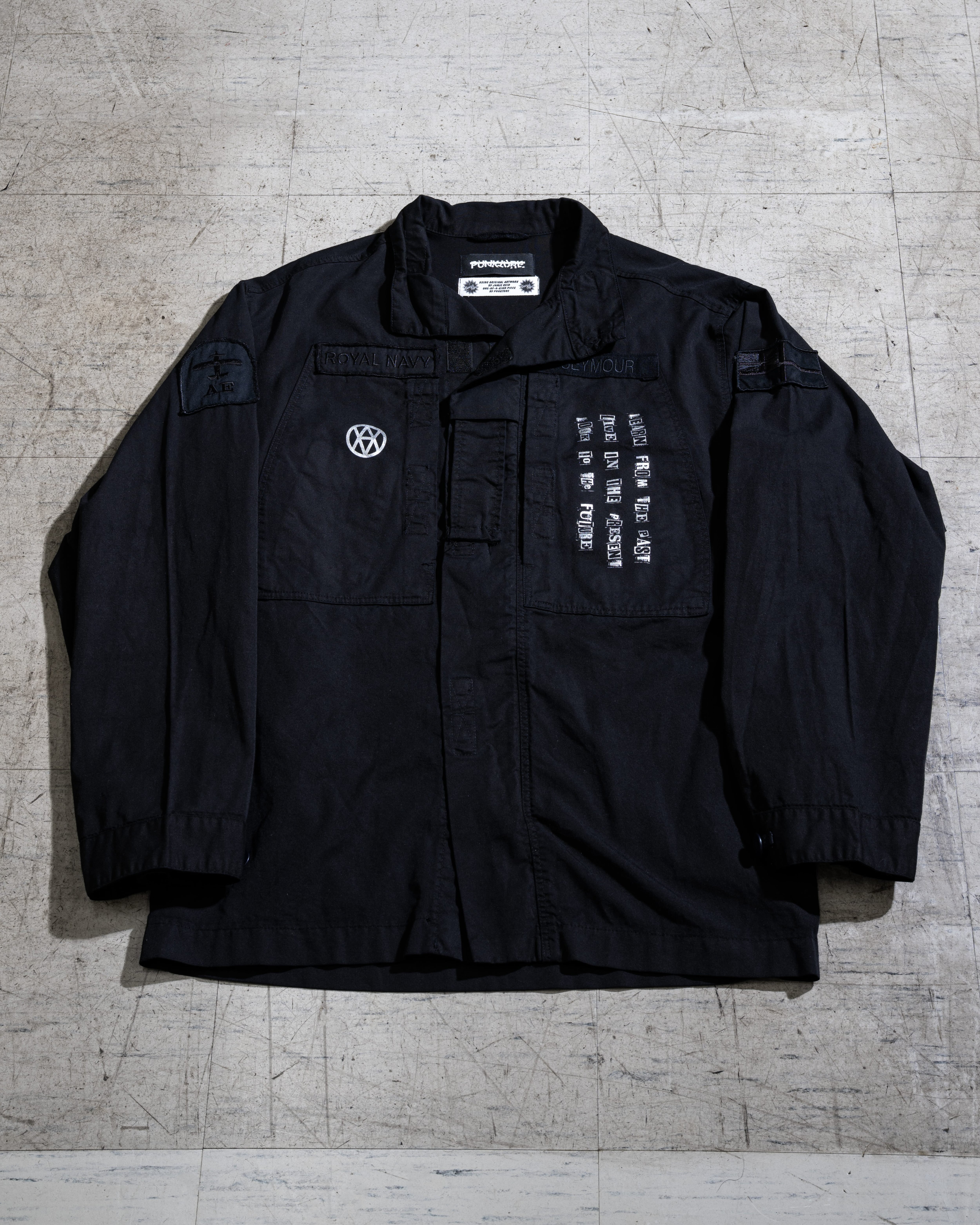 JACKET | PUNKTURE