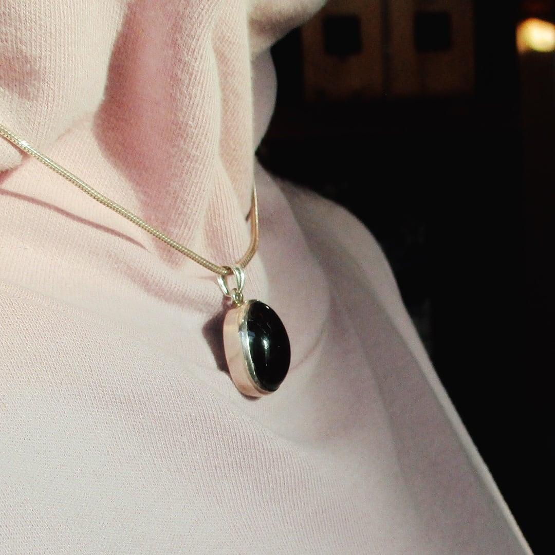 ★1月の誕生石★【Sv925】スターガーネット ペンダント ★星降る夜の守護者★＊希少石＊