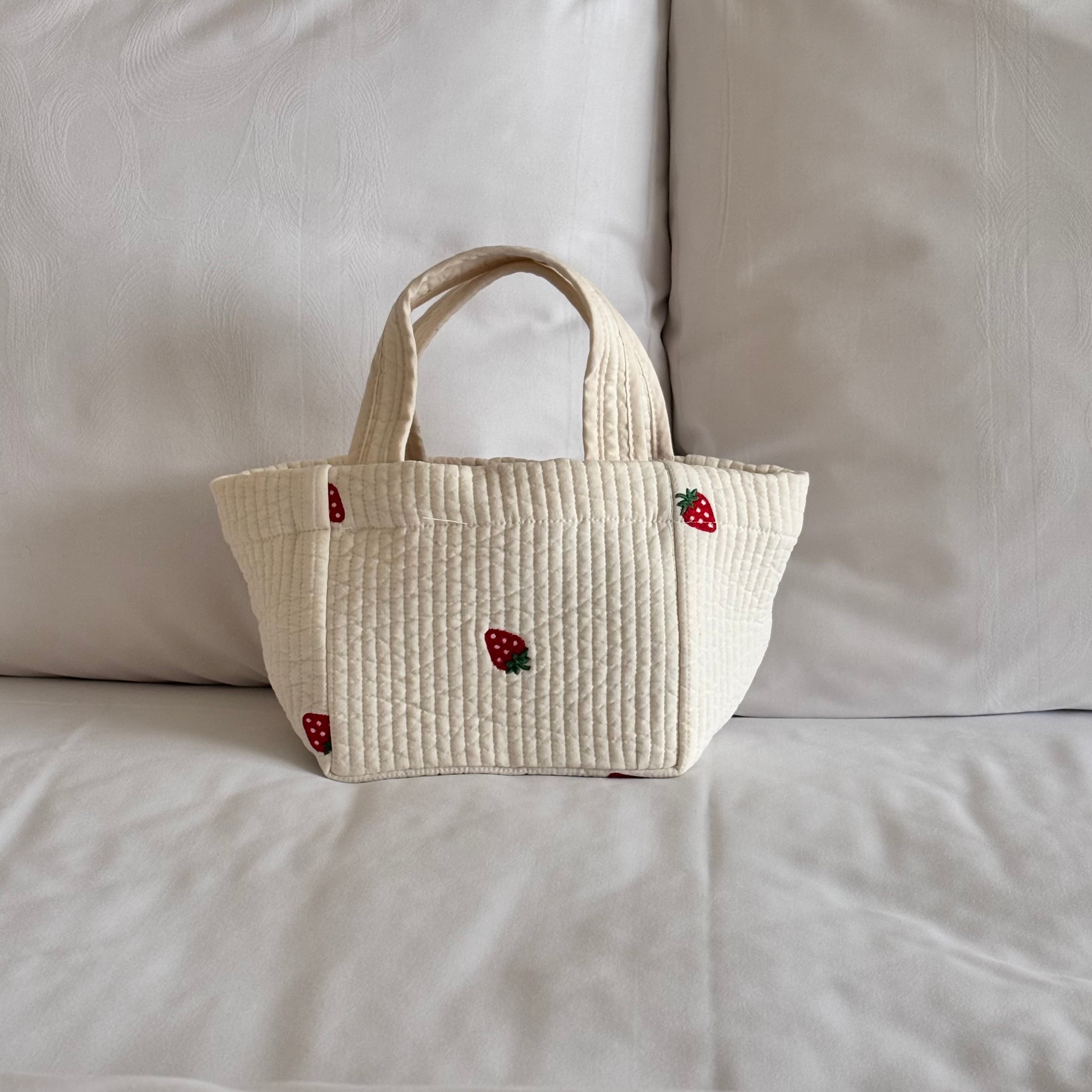 No.71【いちご刺繍ヌビ SS size】 | Bliss