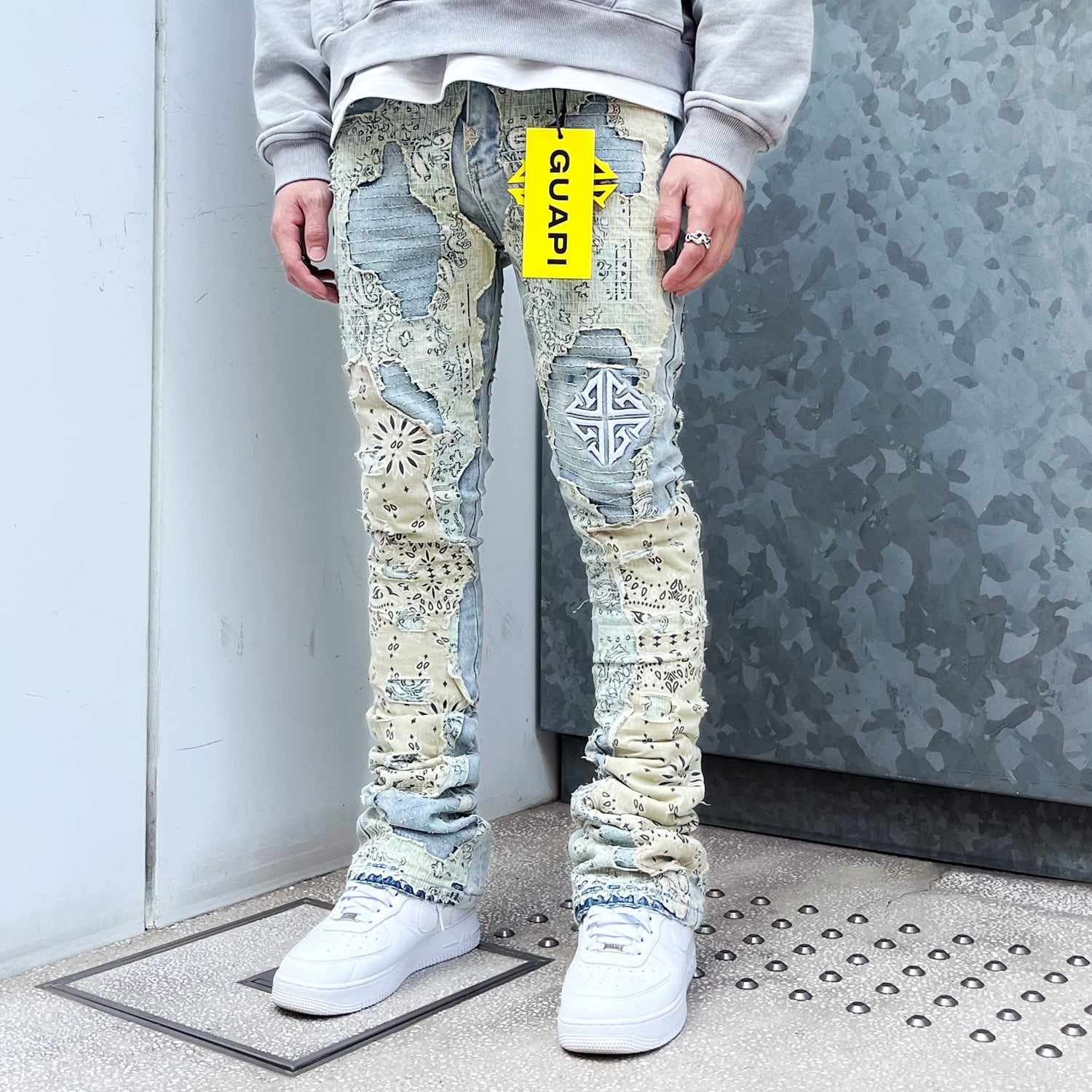 GUAPI / VINTAGE PAISLEY DISTRESSED DENIM | HOLICK