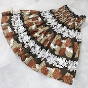 フラダンス 衣装 パウスカート ブラウン系 ハワイアンプリント アロハ ハワイアン レッスン 練習 シングル スカート 大人っぽい 上品 かわいい 植物柄 カーキ系 ホワイト系 茶 白 フラ ダンス ふんわり フレアスカート フェミニン おしゃれ リゾートファッション カジュアル コーディネート ゴムウエスト 軽やか レディース ファッション ハワイ お稽古 かわいらしい