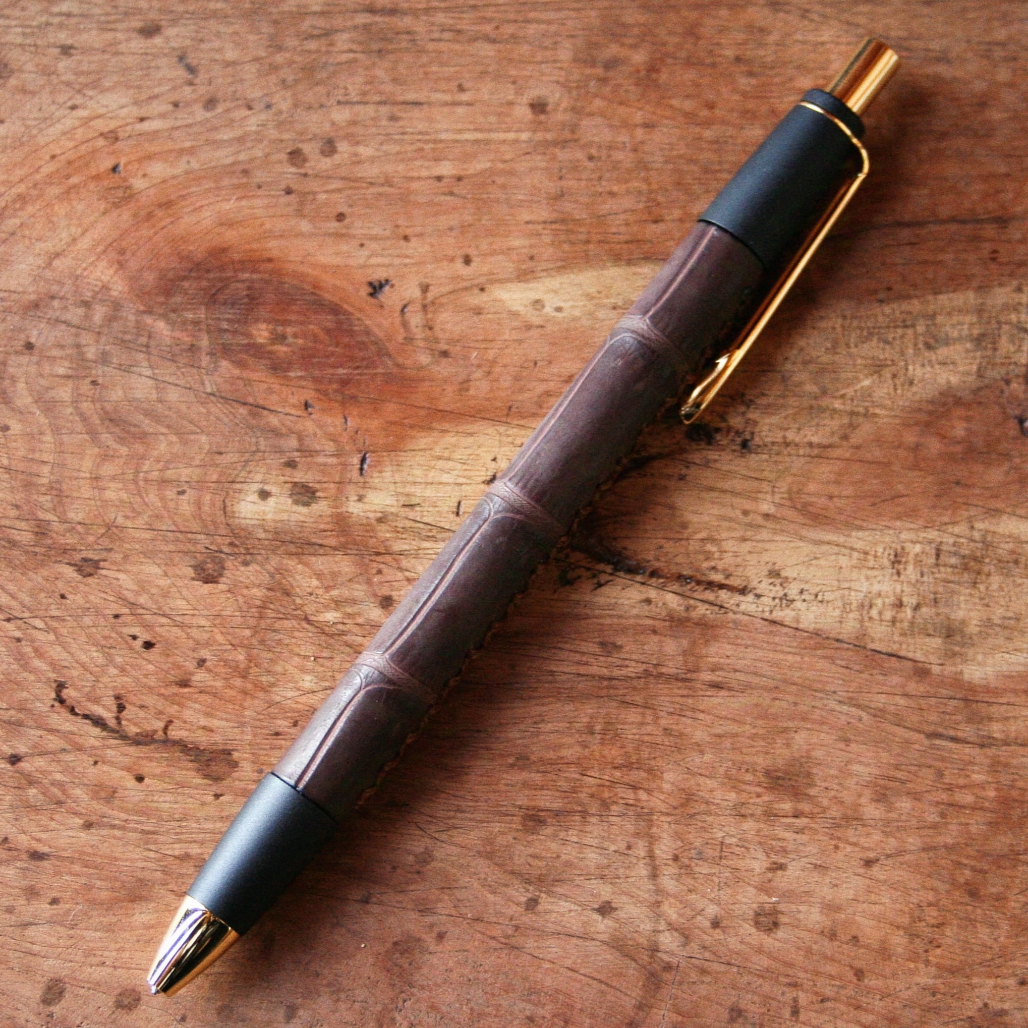 シックザール革軸ボールペン ☆夏限定☆ 革軸ペン【クロコダイル 藍染