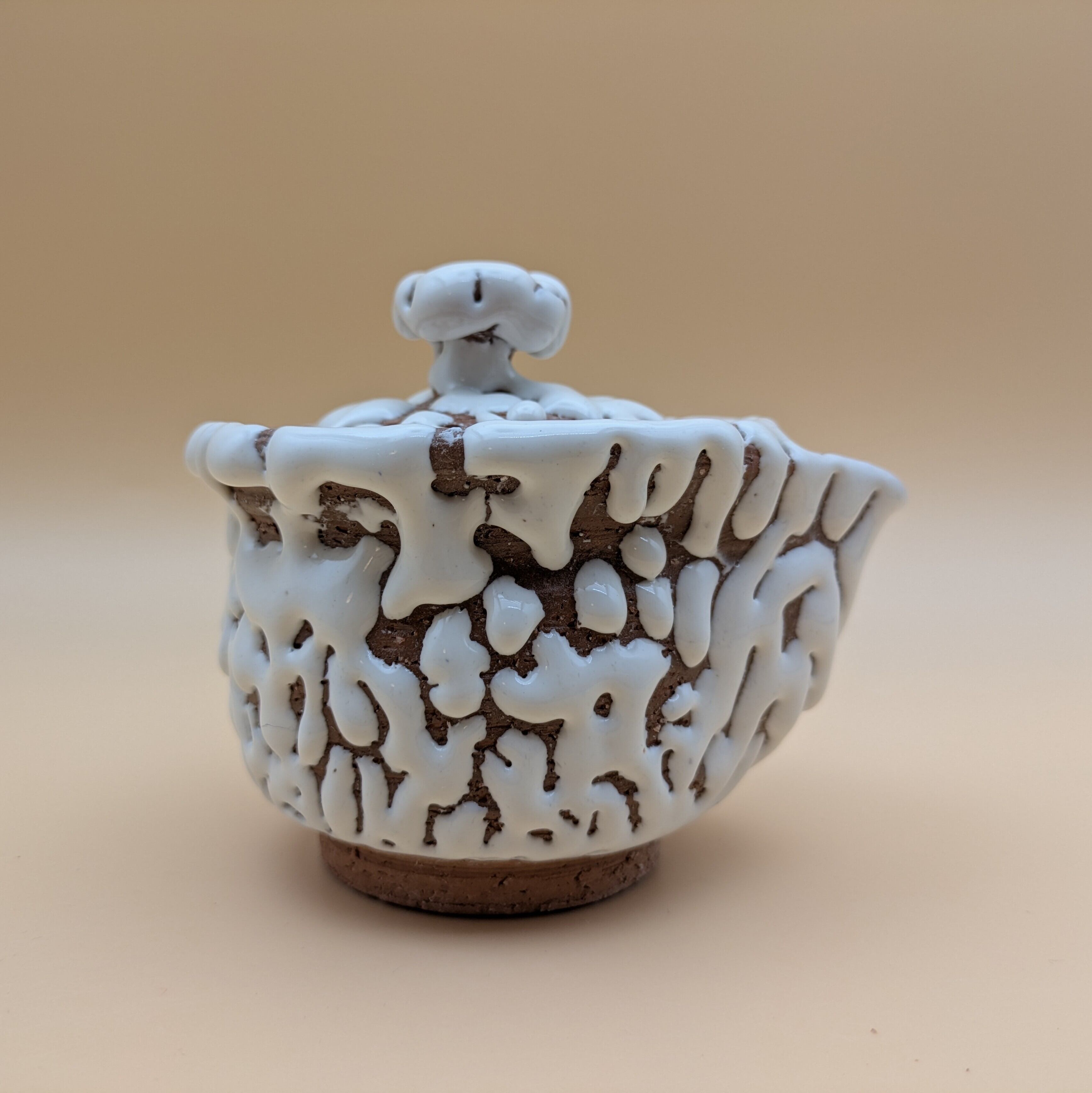 萩焼】 4寸 蓋つき片口 12cm （白釉 鬼萩） 湯冷まし 酒器 茶道具 | PAY ID
