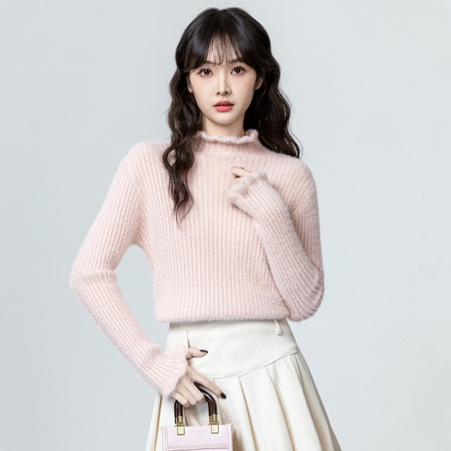 ふわふわ ピンク ハイネックリブ 短め スウィートトップス