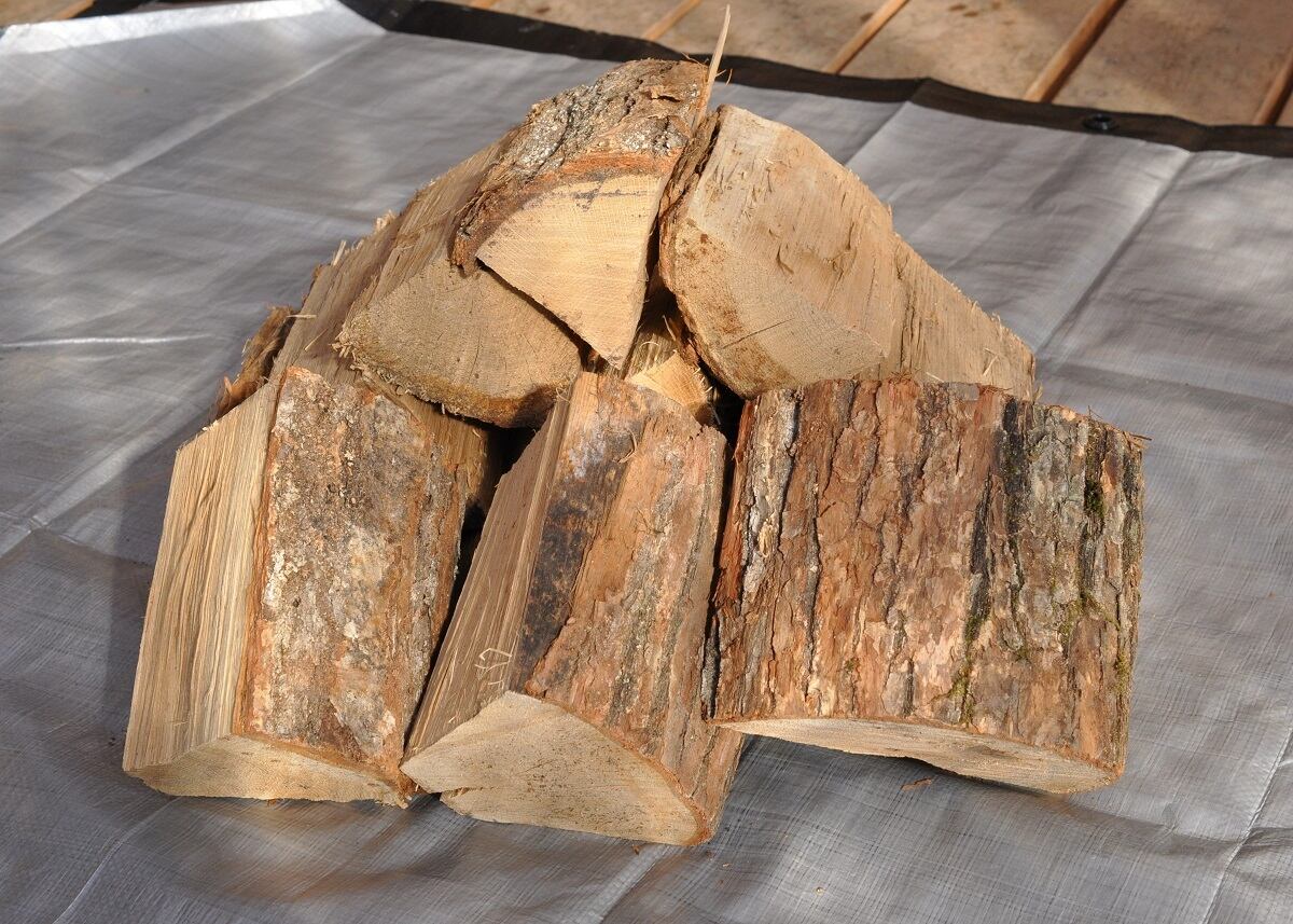 楢木(ナラ)原木　1立米　北広島 楢木(ナラ)原木 1立米 北広島