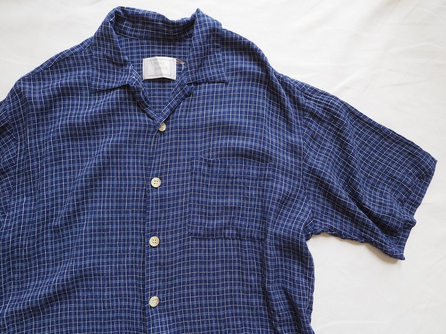 1990’s Rayon Open Collar Box Shirt