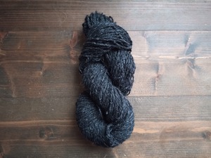 ウール毛糸（ナチュラルブラック）リトアニア産　40g｜Lithuanian sheep wool yarn Natural Black 40g