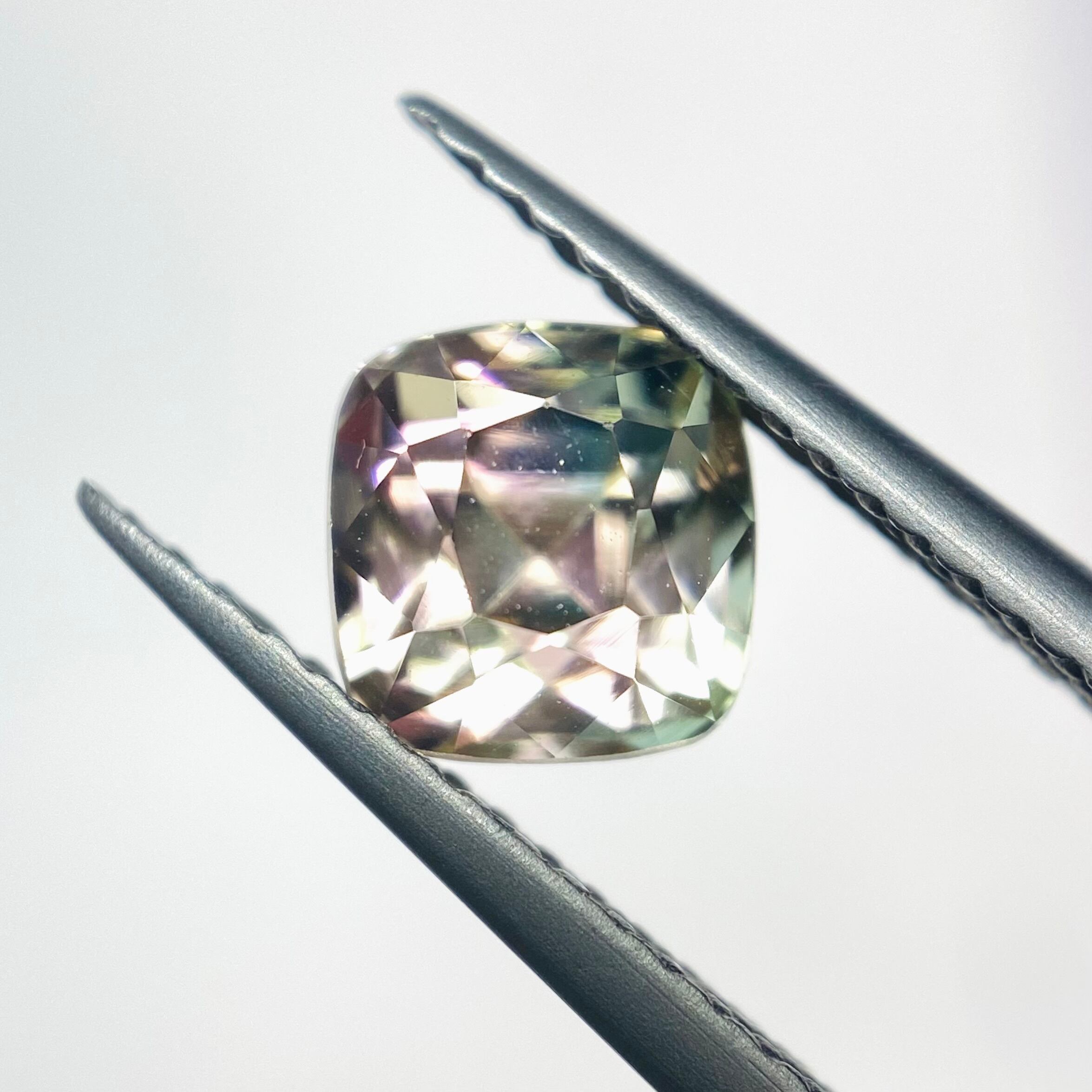 印象派画家の庭園 トルマリン