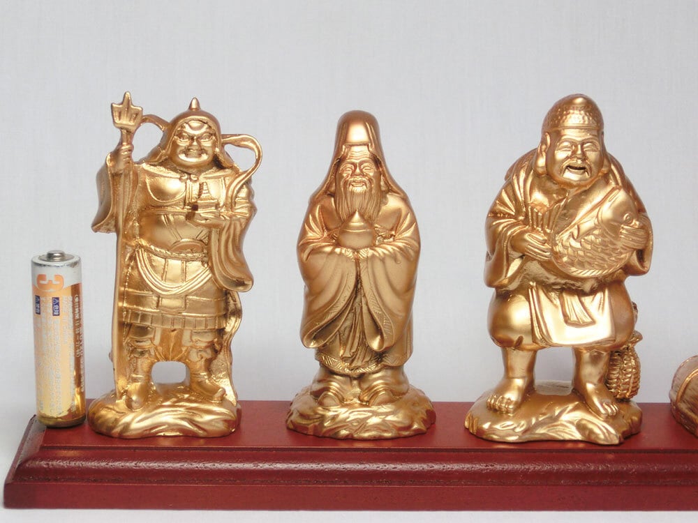 当店限定品】開運 金色 七福神 像 (寿山石製)高さ約10cm ☆木製 当店限定品】開運 金色 七福神 像 (寿山石製)高さ約10cm ☆木製
