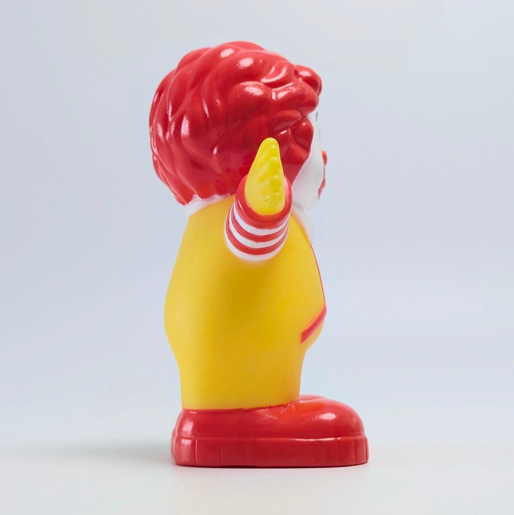 ☆ VINTAGE 2005 ☆【 McDonald's ( マクドナルド ) 】2005年マクドナルドミールトイ / 『 フィッシャープライス ロナルド / ドナルド ソフビトイ 』 ハッピーミール 〚アメリカン雑貨 アメトイ〛