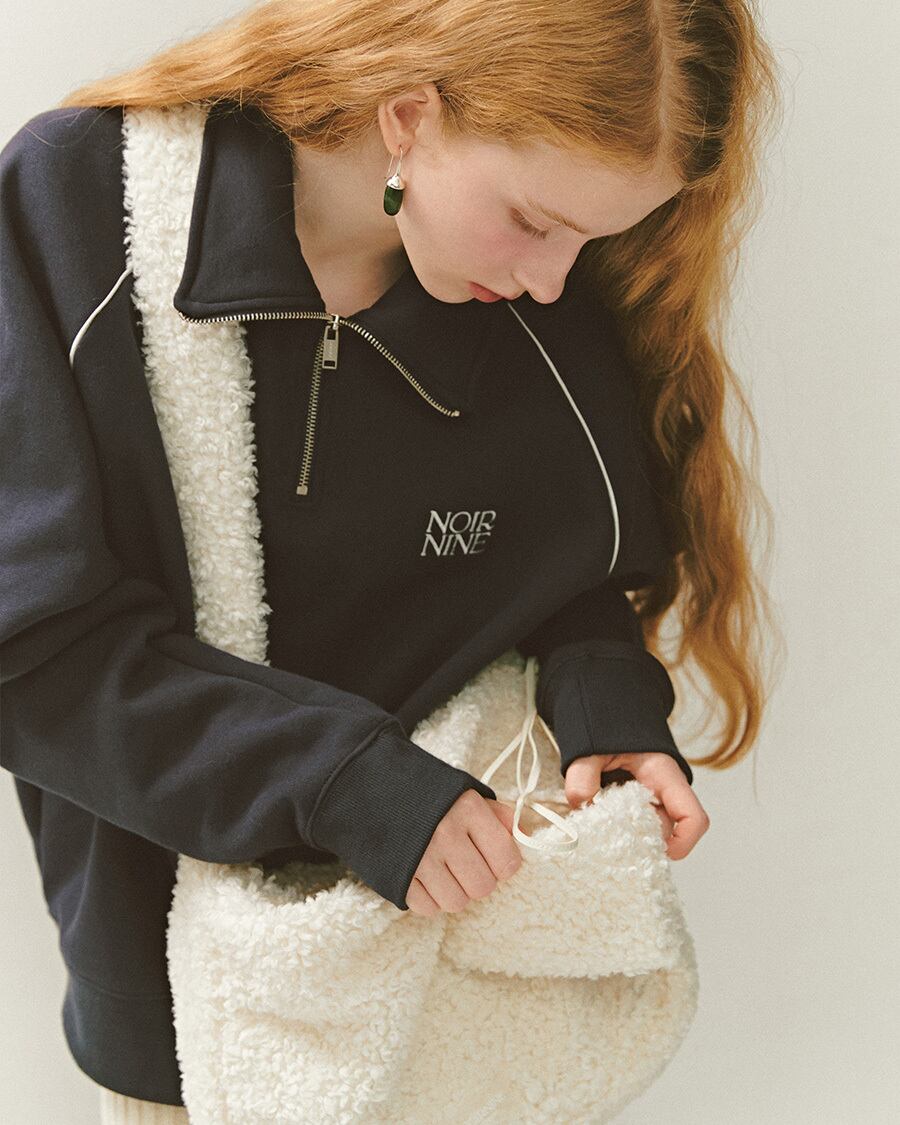 ノアぴょん ☆BABYMONSTER アヒョン 着用！！【NOIRNINE】Teddy Fur Cross Bag