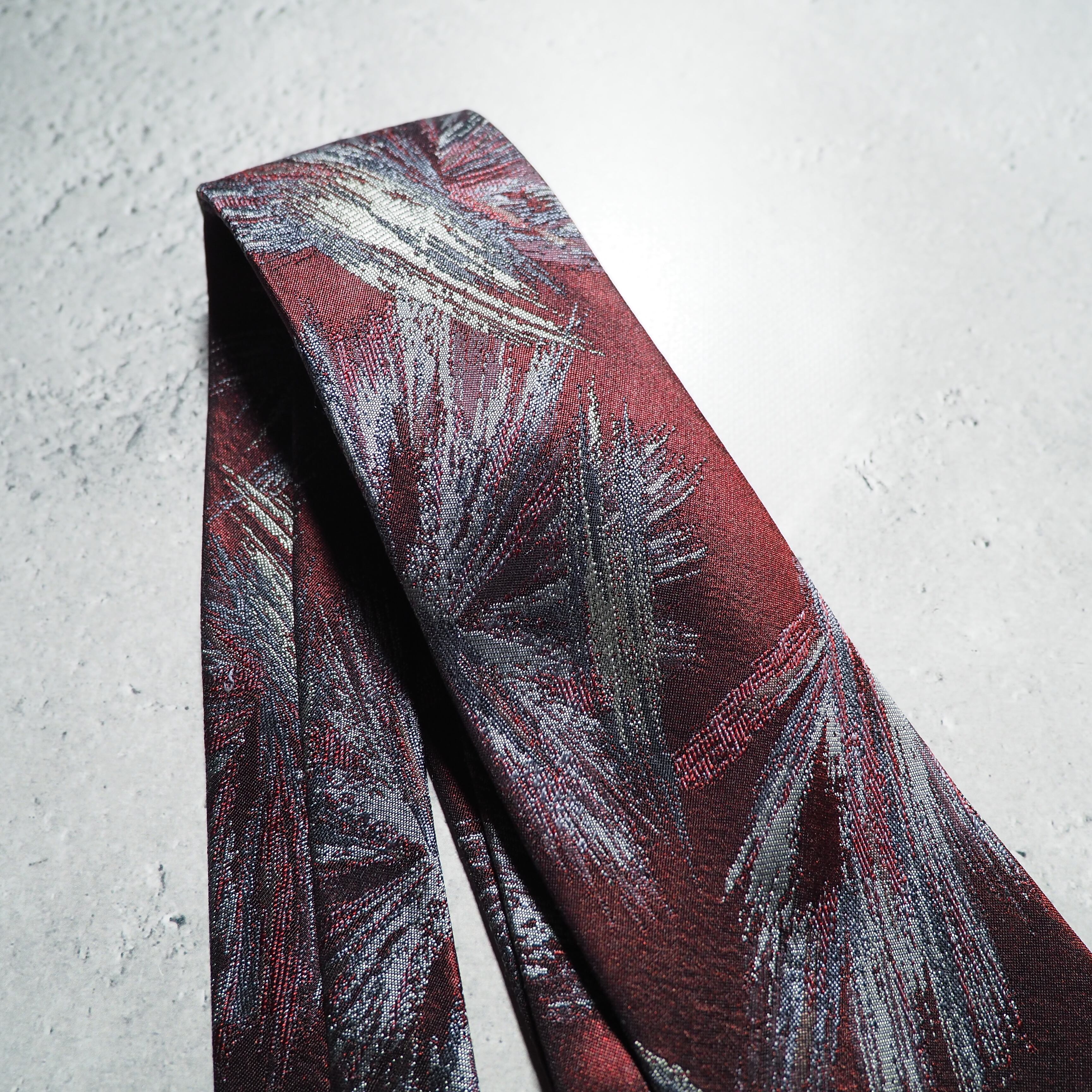 " im - ISSEY MIYAKE " Contemporary Art Embbossed vintage Silk Tie