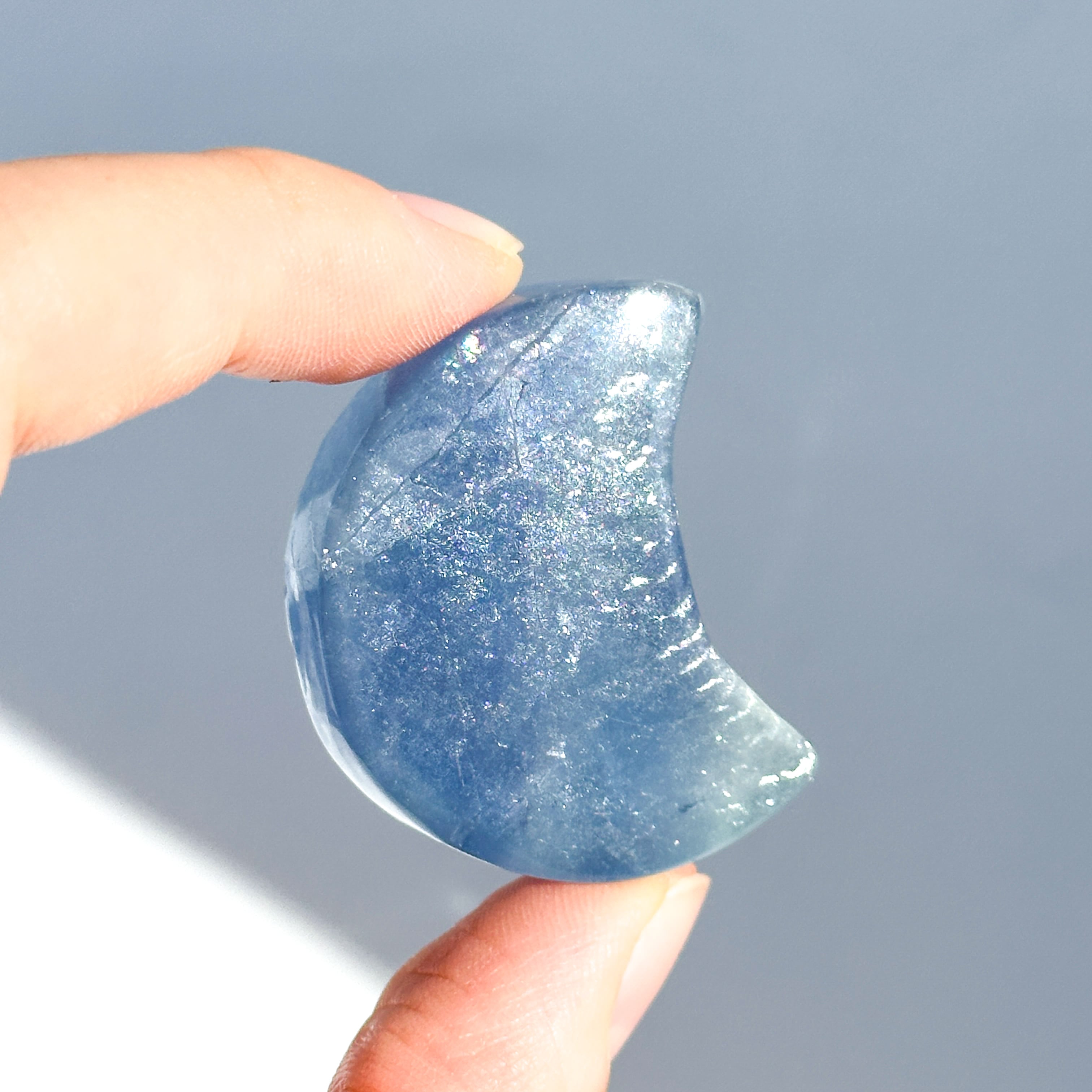 あ〜きゃん♬様　高品質　ブルーフローライト　ハート　握り石 ブルーフローライト 三日月21◇ Fluorite ◇天然石・鉱物