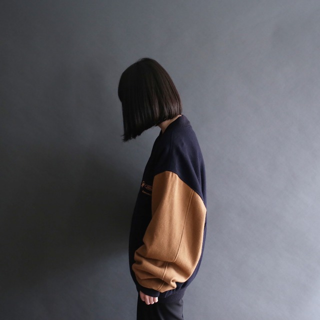 bi-color switching design one point logo big blouson