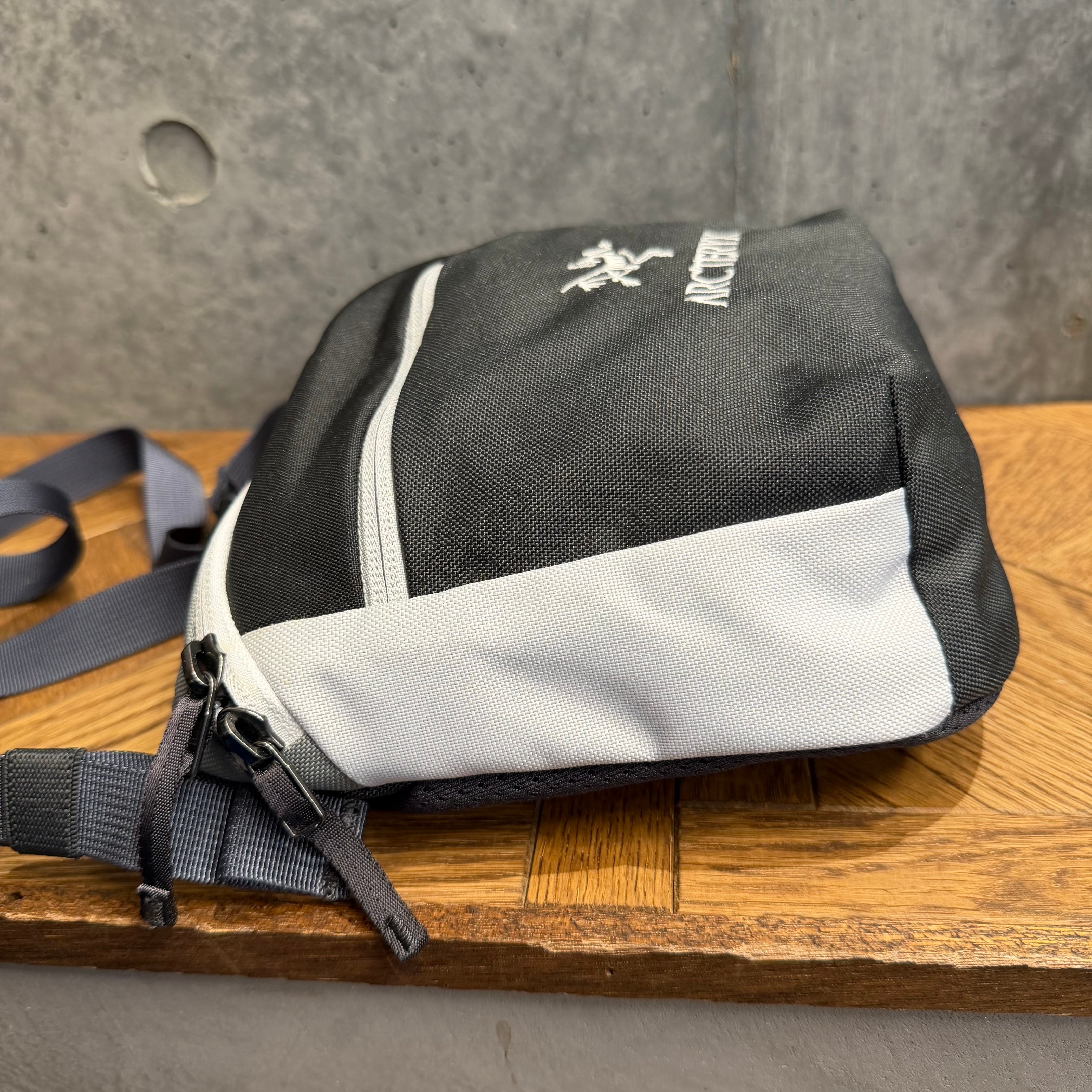 ARC' TERYX × BEAMS WABI-SABI MANTIS 2 WAISTPACK 