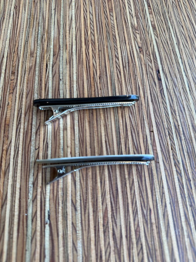 KOTKAMM/9442Oval Horn Alligator Hair Clip 7.5cm