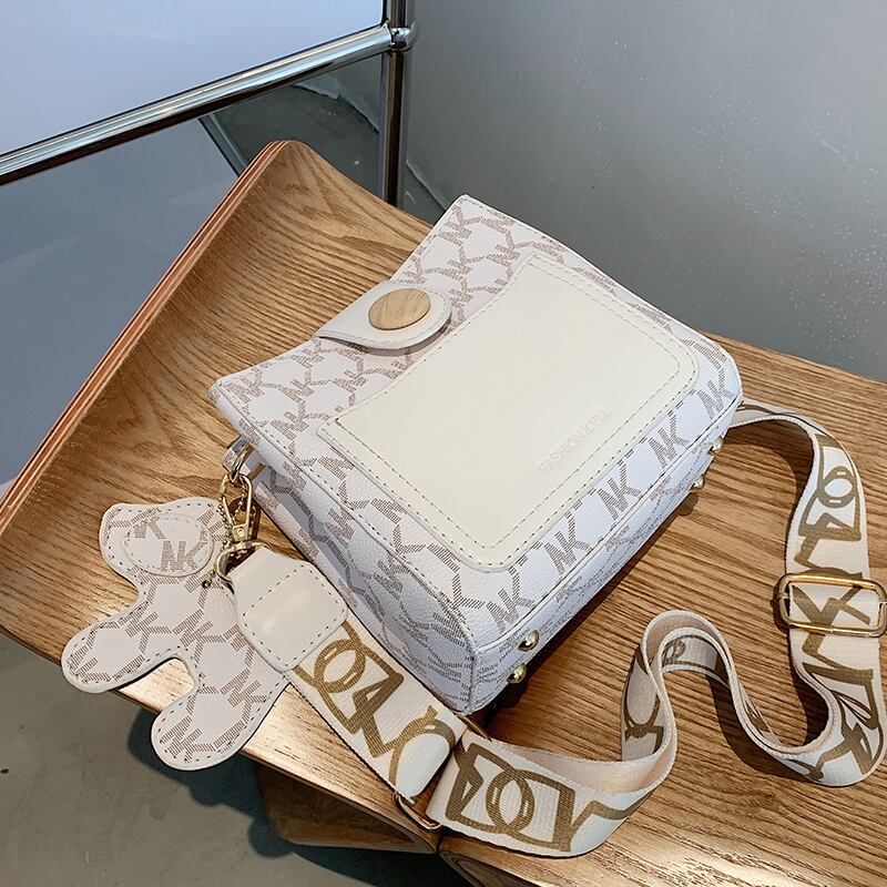 サマー 夏物 ハンドバッグ メッセンジャーバッグ ワイドショルダー 手作りハンドバック23275157376