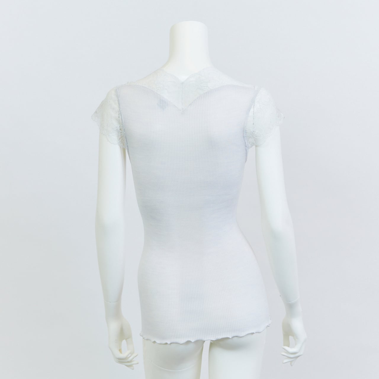 美品 オスカリート シルク100% サイズ2 プルオーバー/シャンテリー/秋冬/<シルバー>ウール・シルクNo