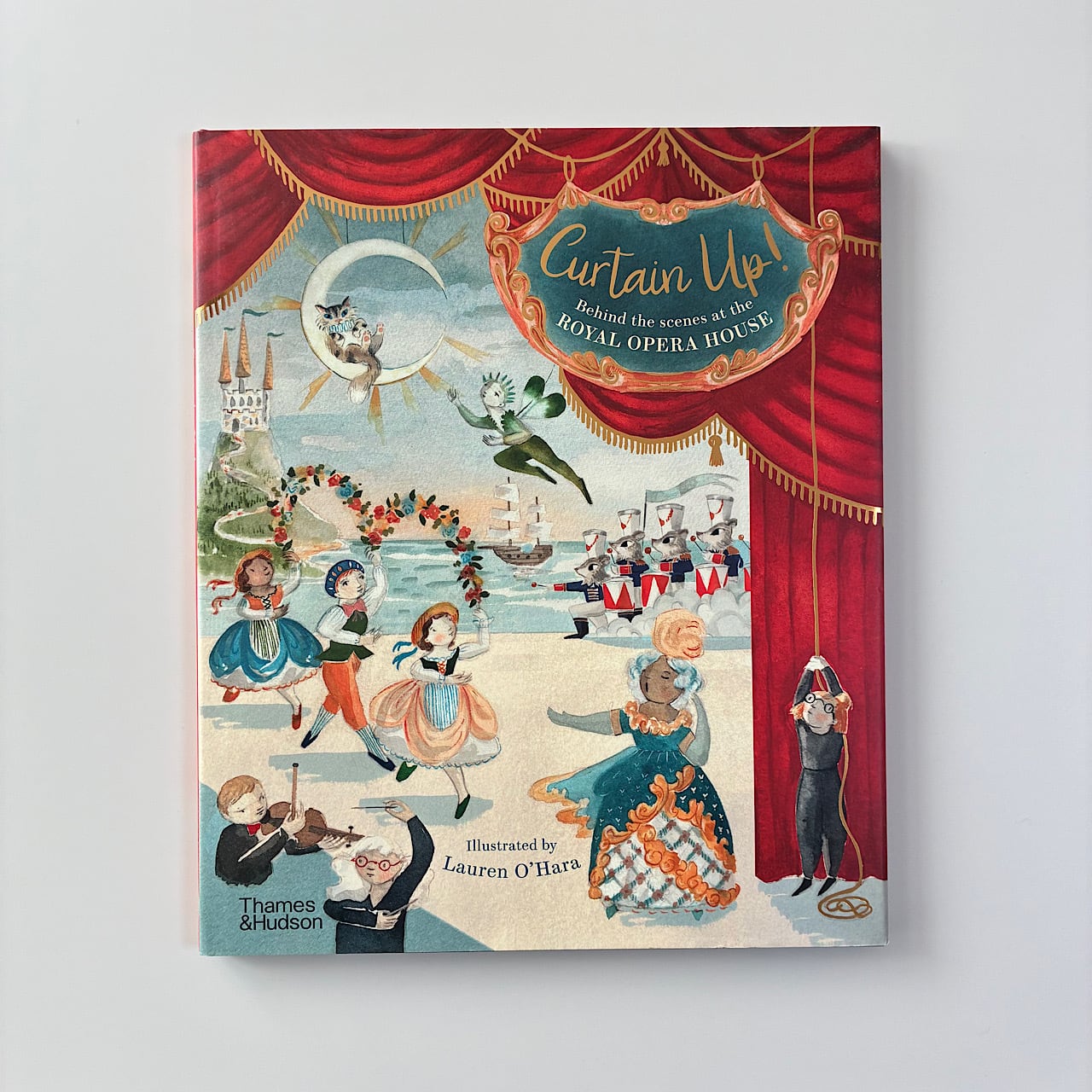 Thames&Hudson | 素敵な洋書絵本のお店 Read Leaf Books