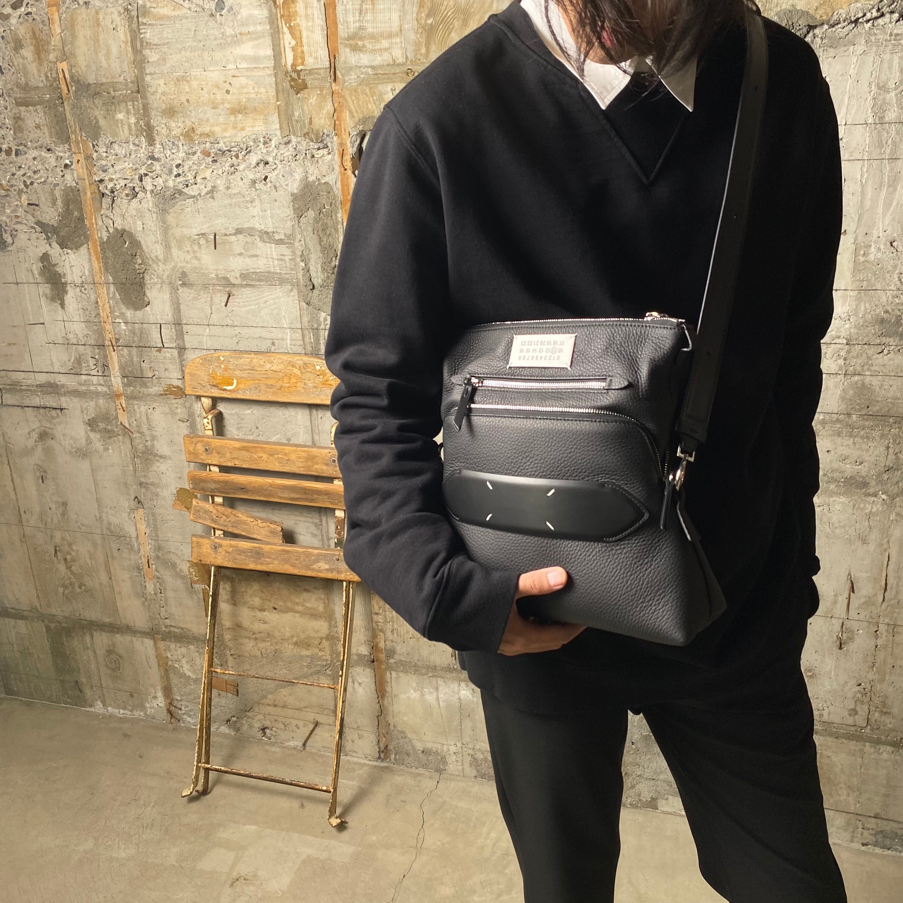 新品 メゾンマルジェラ 5ac ショルダー バッグ レザー ロゴ SAC 黒28cm幅