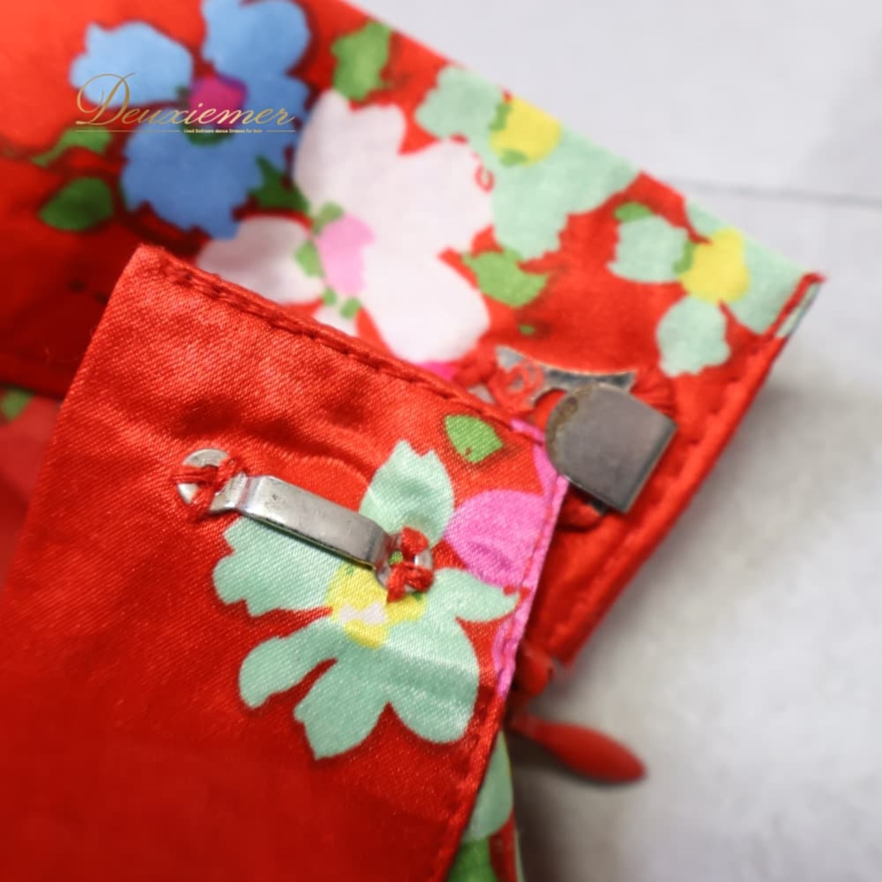 フラメンコ 衣装 prima boutique プリマブティック ファルダ スカート レッド系 花 花柄 カラフル 薄い 赤 黄 白 緑 光沢 高級感 かわいい ボランテ フリル 華やか ダンス衣装 グリーン系 ホワイト系 イエロー系 ピンク系