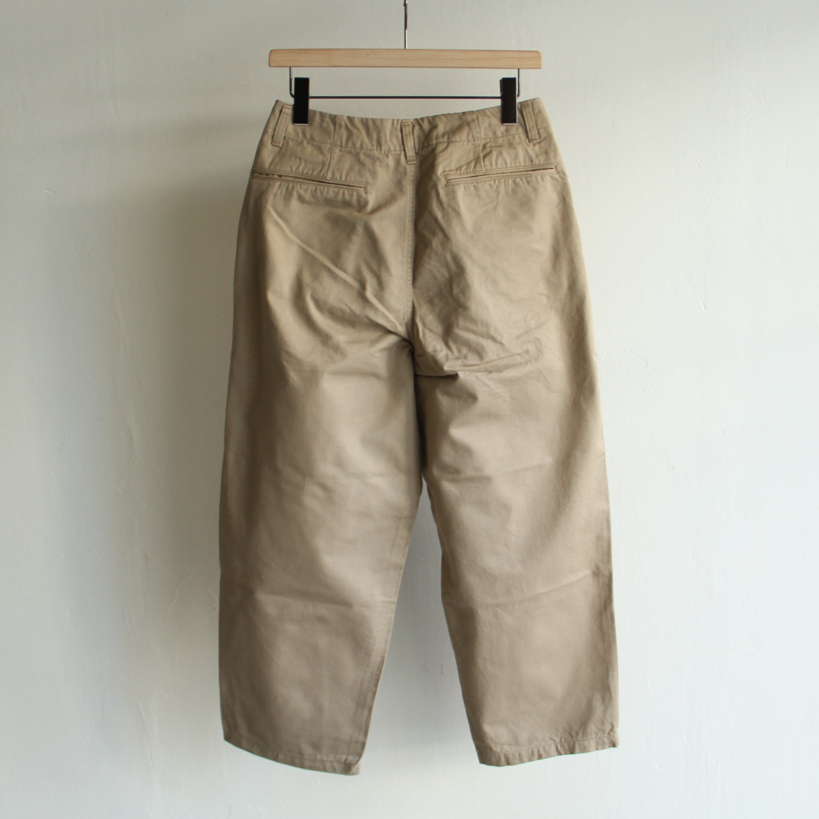 STILL BY HAND Selvedge one pleat pants | Terminal